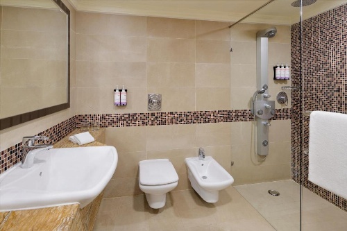 Movenpick Hotel Karachi image 42